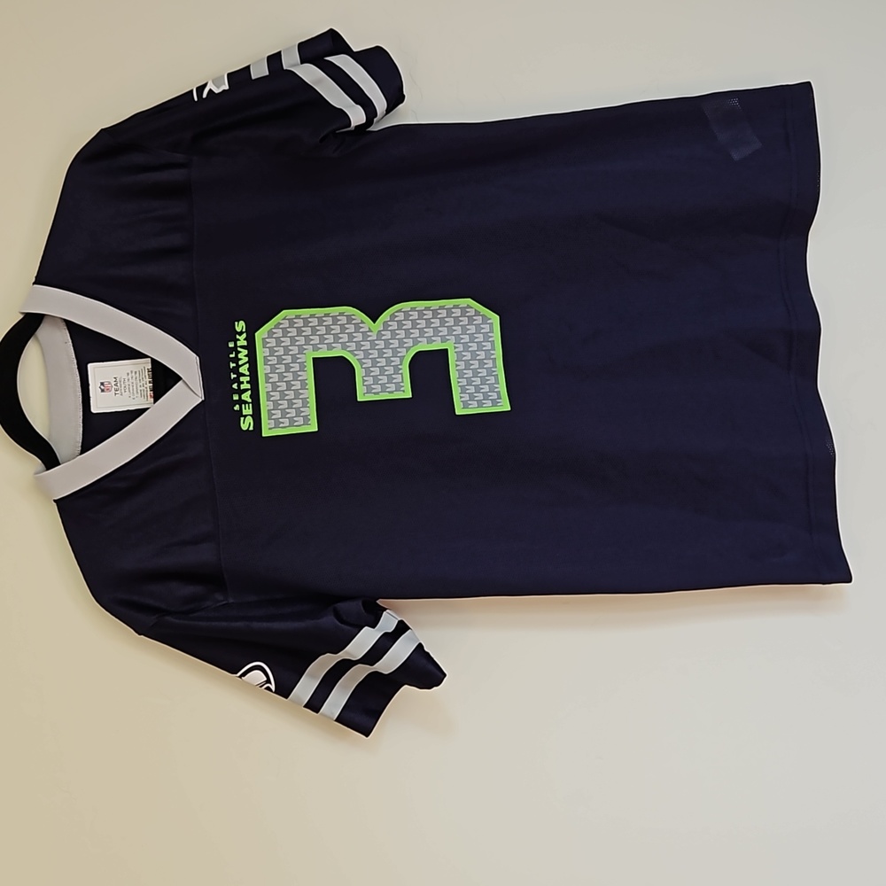 Boys XL Russel Wilson Seattle Jersey